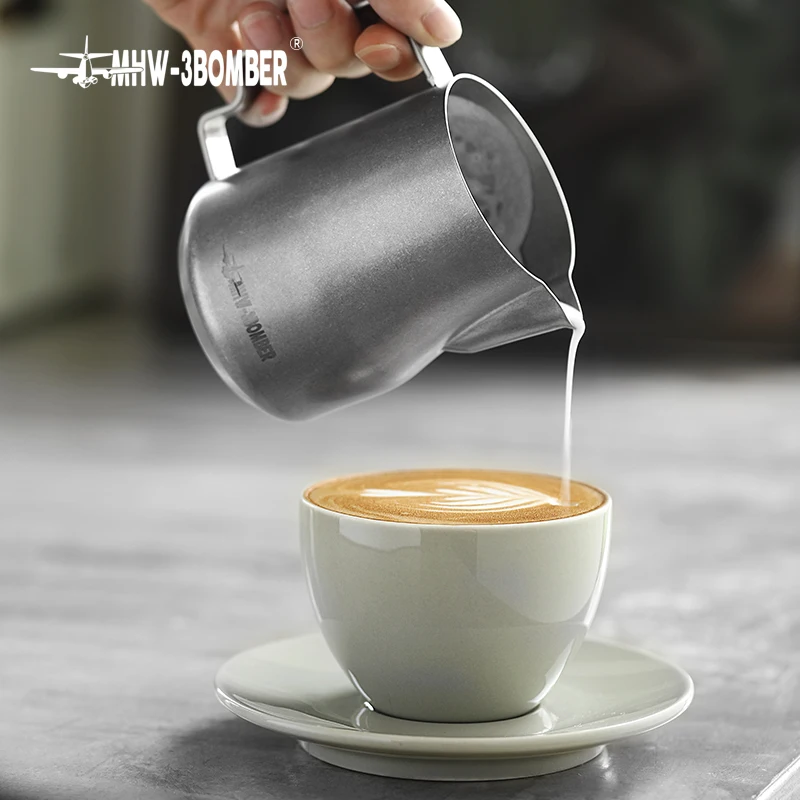 MHW-3BOMBER 350ml 450ml Pichet à lait turbo pour mousse et vapeur, Pichet professionnel pour mousse