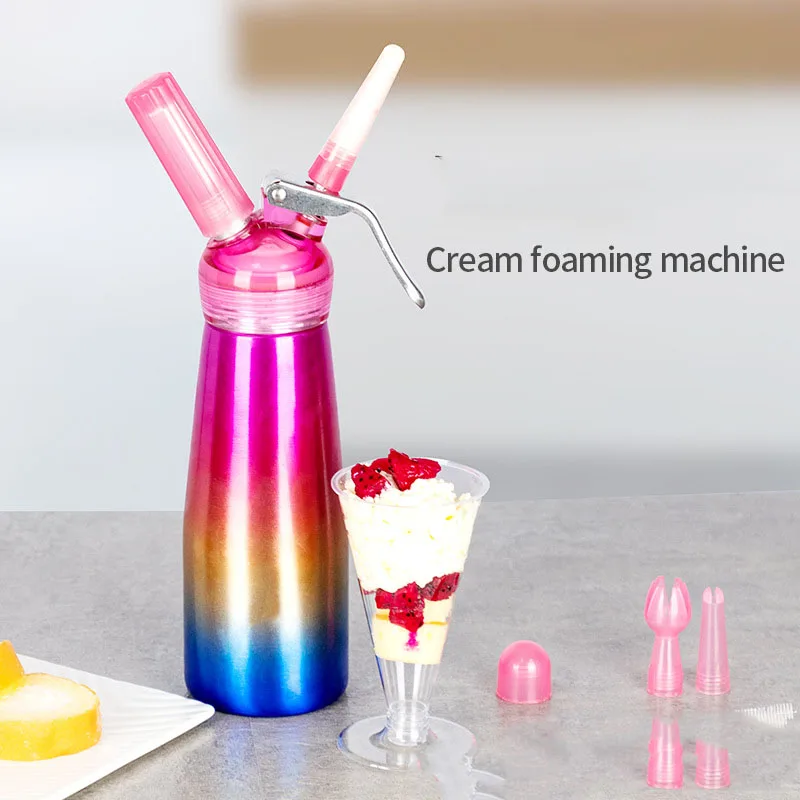 Distributeur de crème fouettée