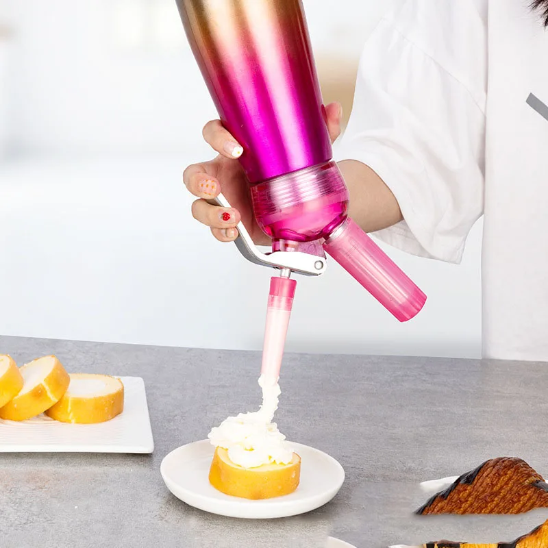 Distributeur de crème fouettée