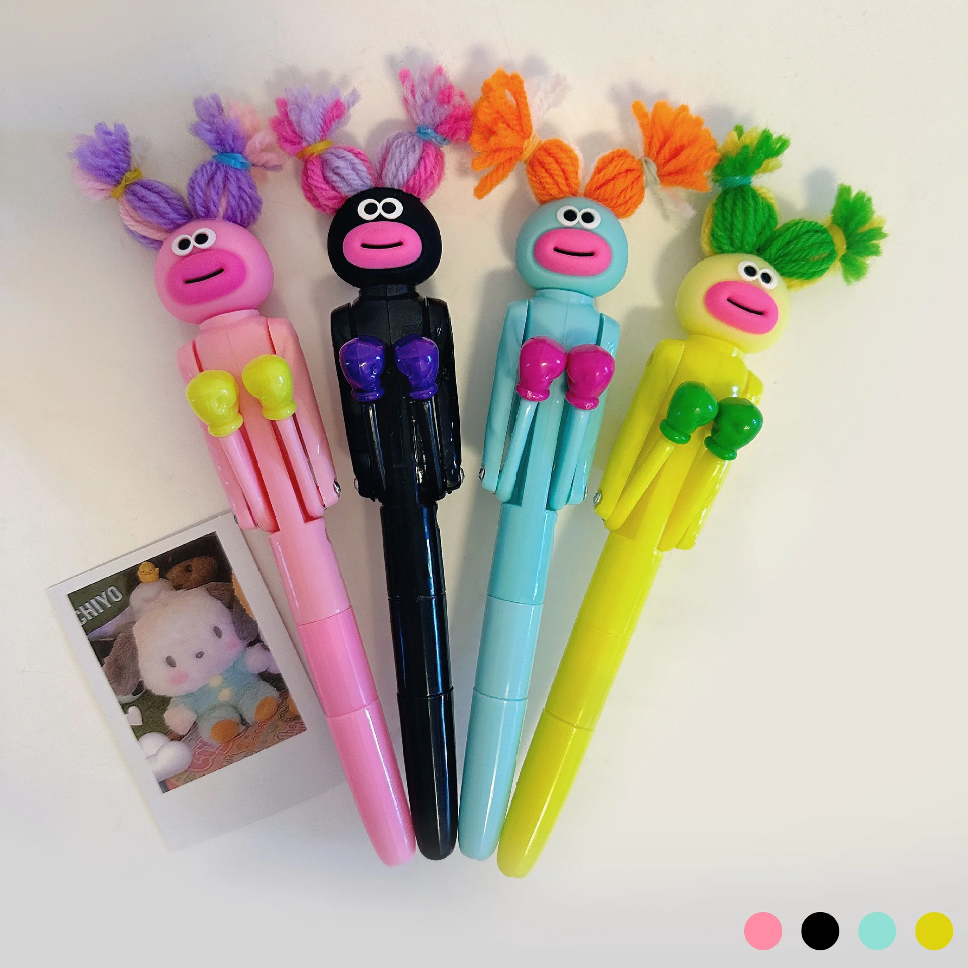 Stylo robot de boxe / Stylo accessoire pour cheveux en peluche avec bras de frappe, stylo de signature portable de dessin animé, idéal pour le bureau et la maison