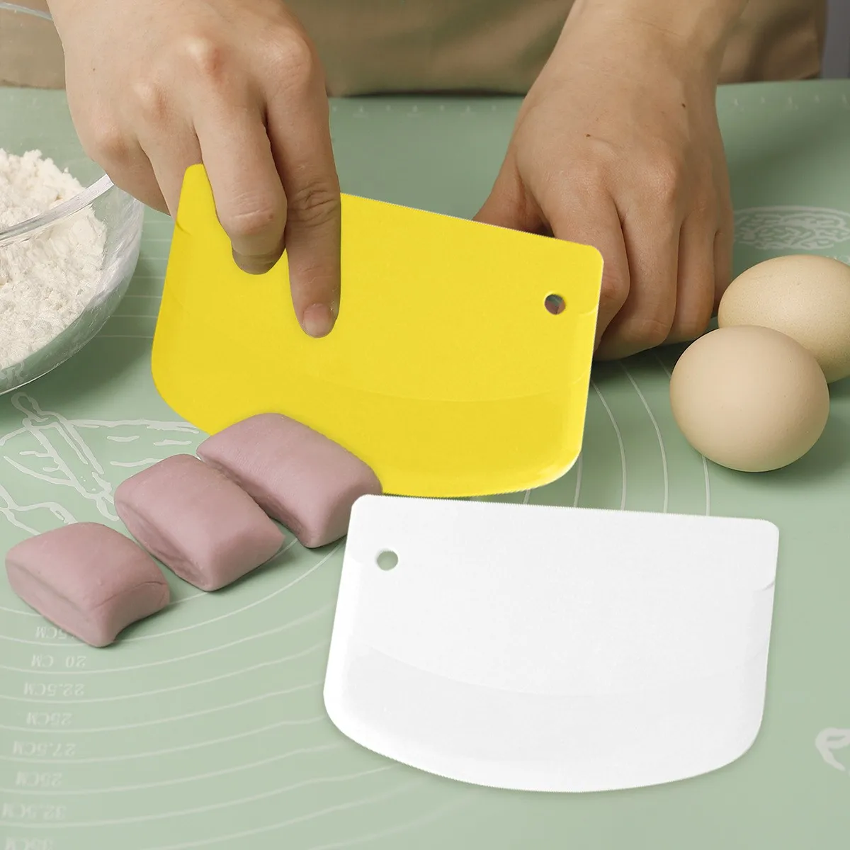 Coupe-pâte multifonctionnel et racloir à bol pour pâte à pain