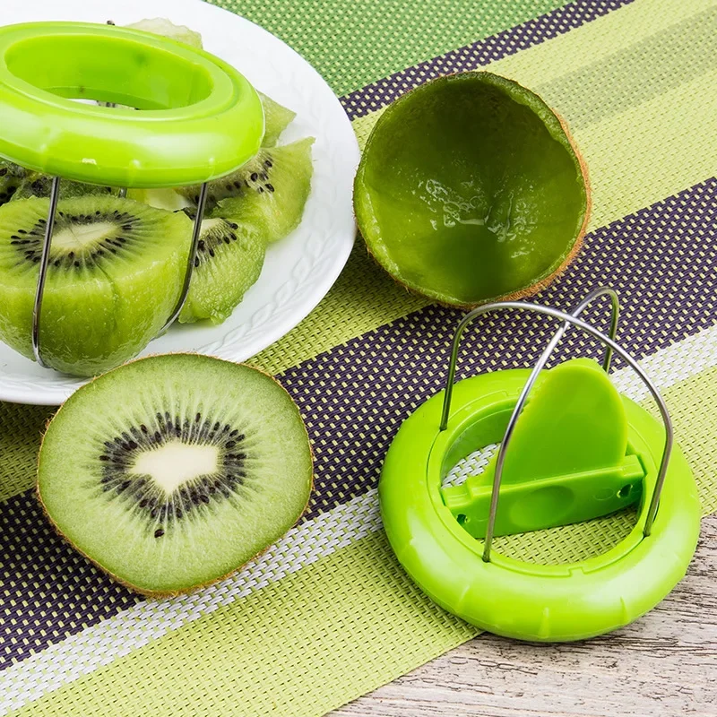 Coupe-kiwi avec poignées amovibles