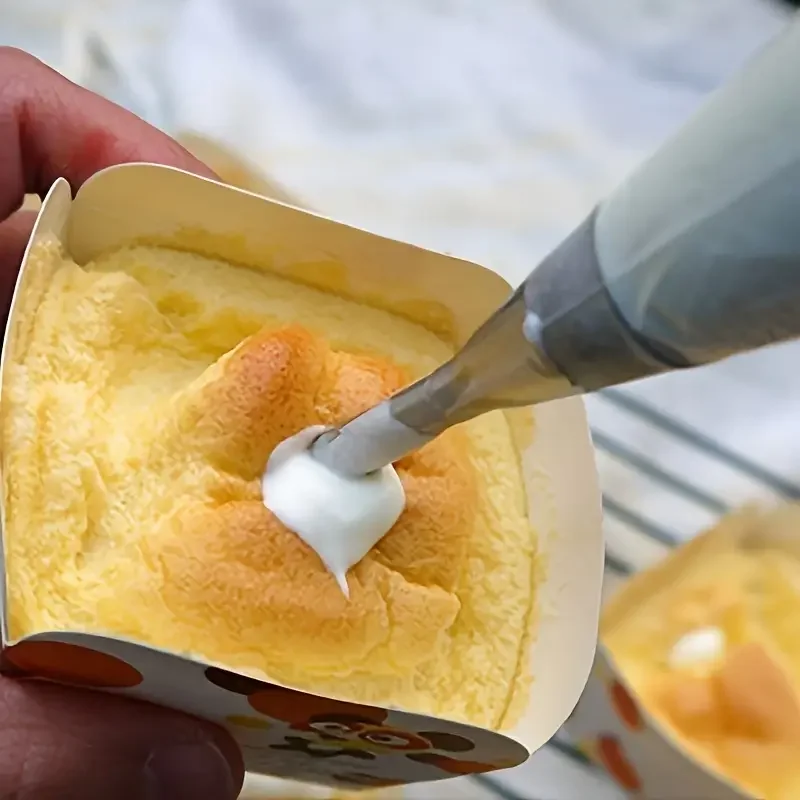 Ensemble de buses de tuyauterie de pâtisserie bouffante, pointes de décoration en acier inoxydable pour gâteaux, cupcakes, biscuits, crème glacée, outils de cuisson pour boulanger, 4 pièces