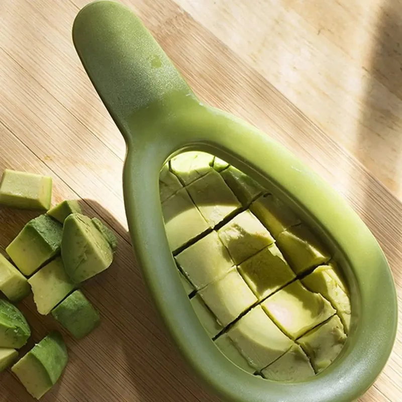 Trancheuse et corer d'avocat