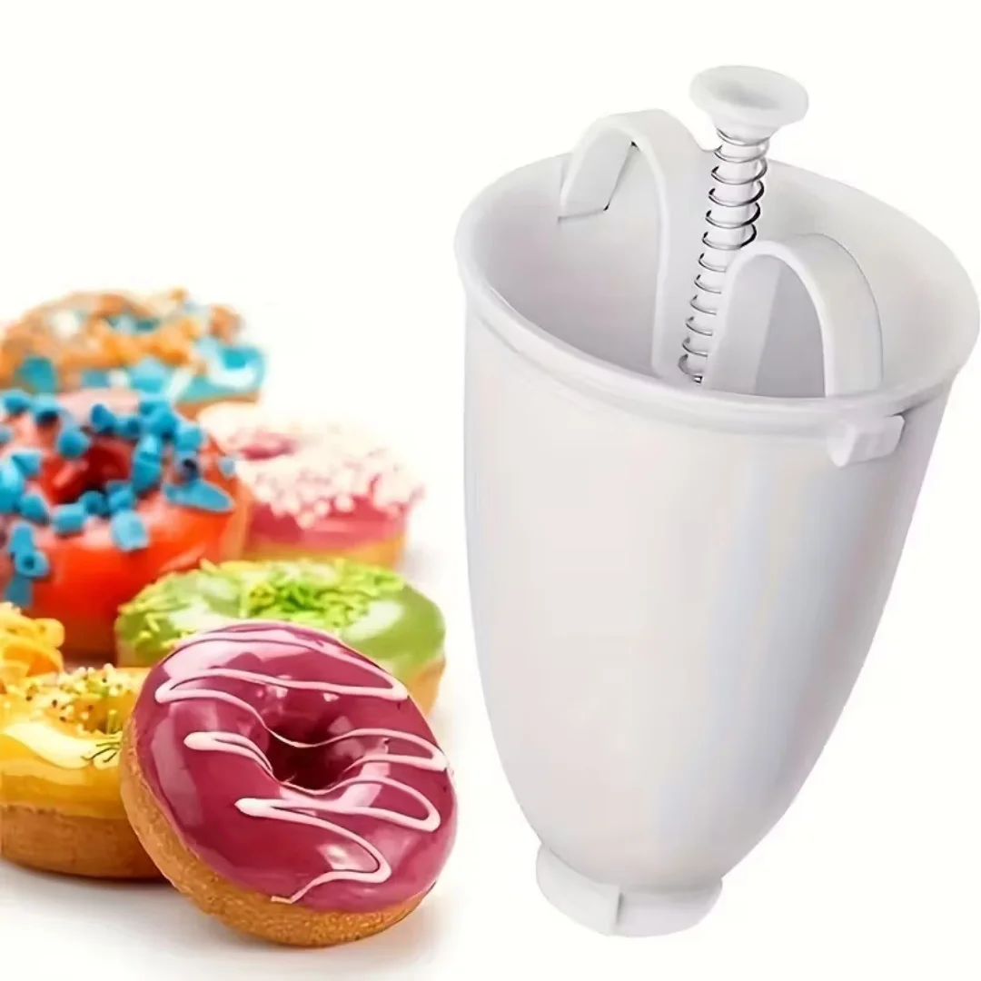 Machines et coupe-donuts manuels, un outil de pâtisserie non électrique, portable et doté de moules annulaires uniformes.