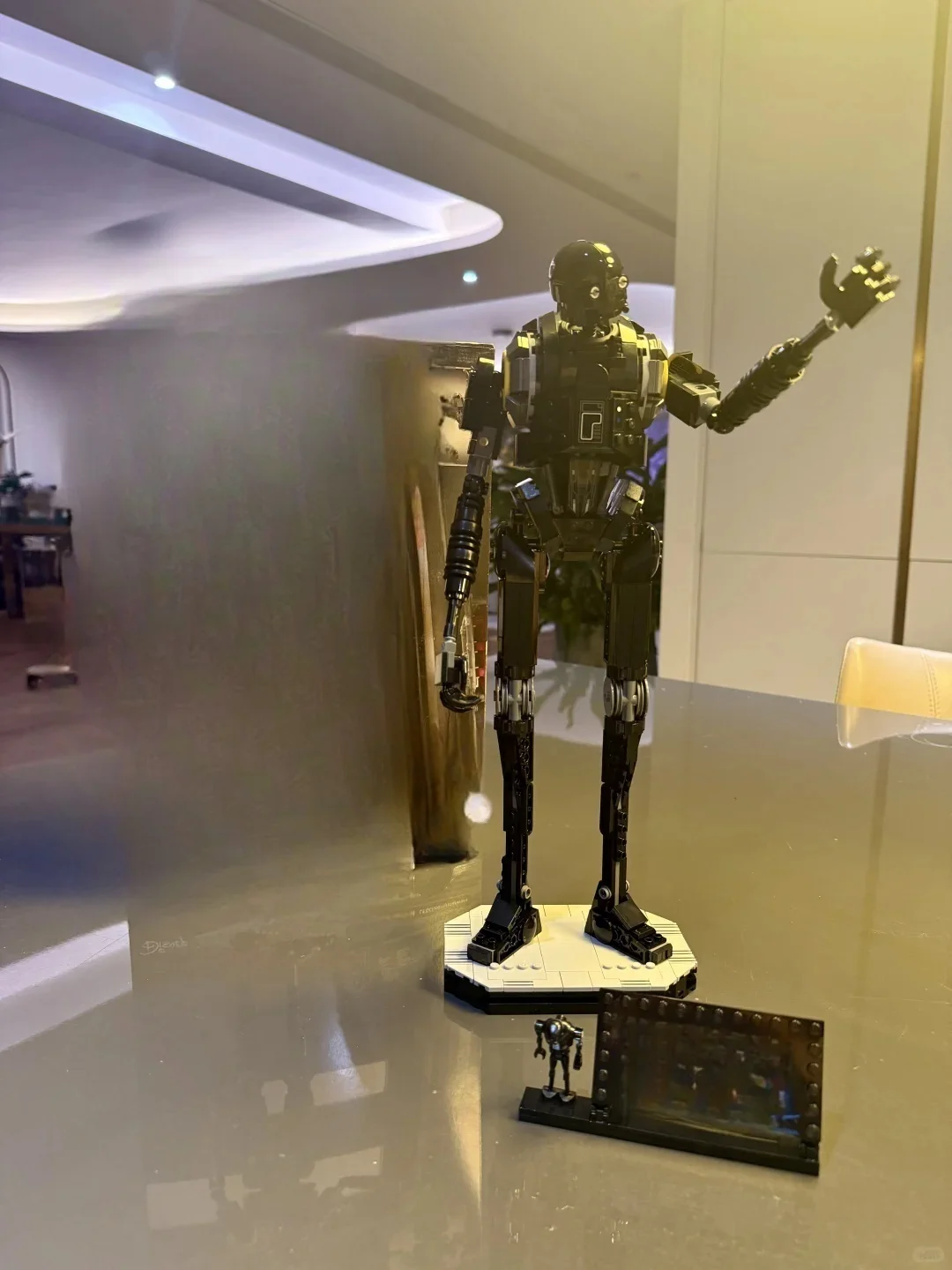 Modèle de robot de combat noir, décoration de bureau à domicile, cadeau de fête et d'anniversaire pour les collectionneurs