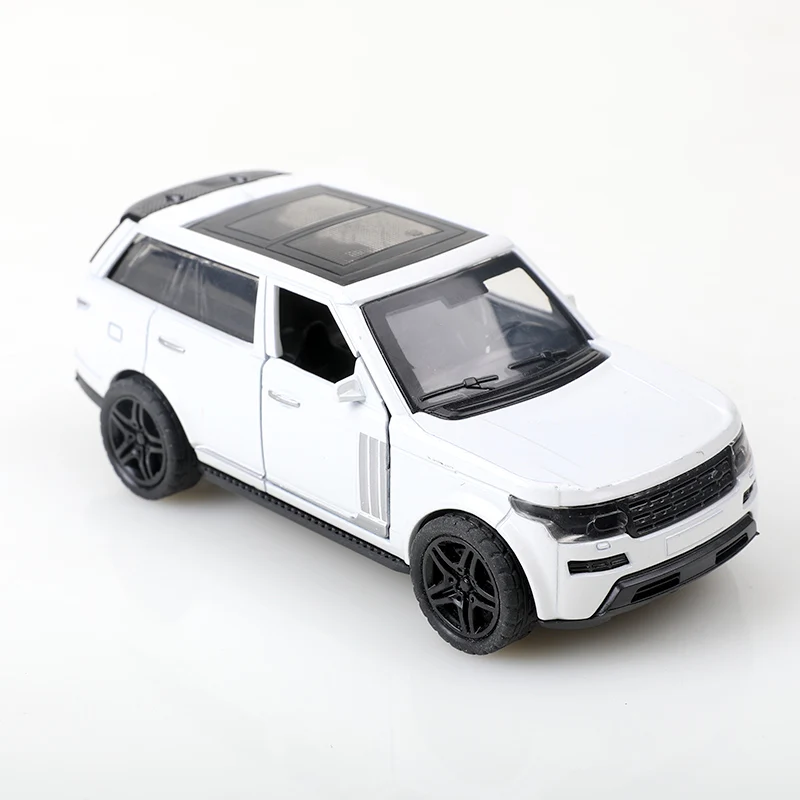 (Bagged) Réplique de modèle de voiture jouet moulé sous pression Range Rover à l'échelle 1/36, trois portes qui peuvent être ouvertes, fonction de retrait, jouet pour garçon.