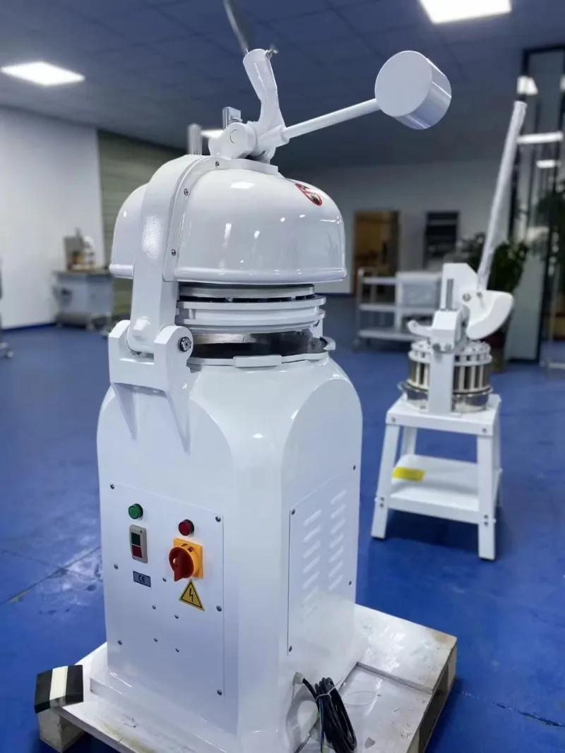 Machine à diviser et à arrondir la pâte de farine de blé personnalisée