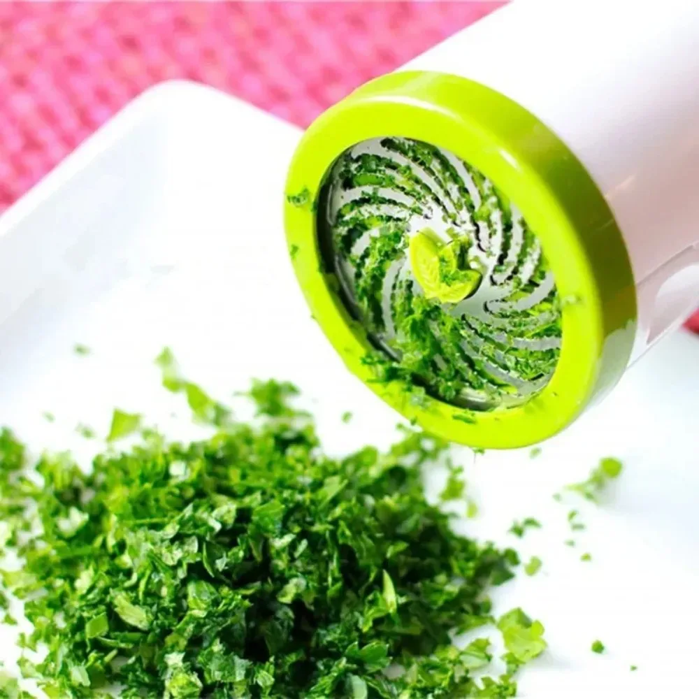 Broyeur à herbes multifonctionnel