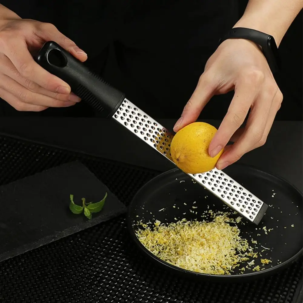 Râpe à fromage manuelle en acier inoxydable de haute qualité