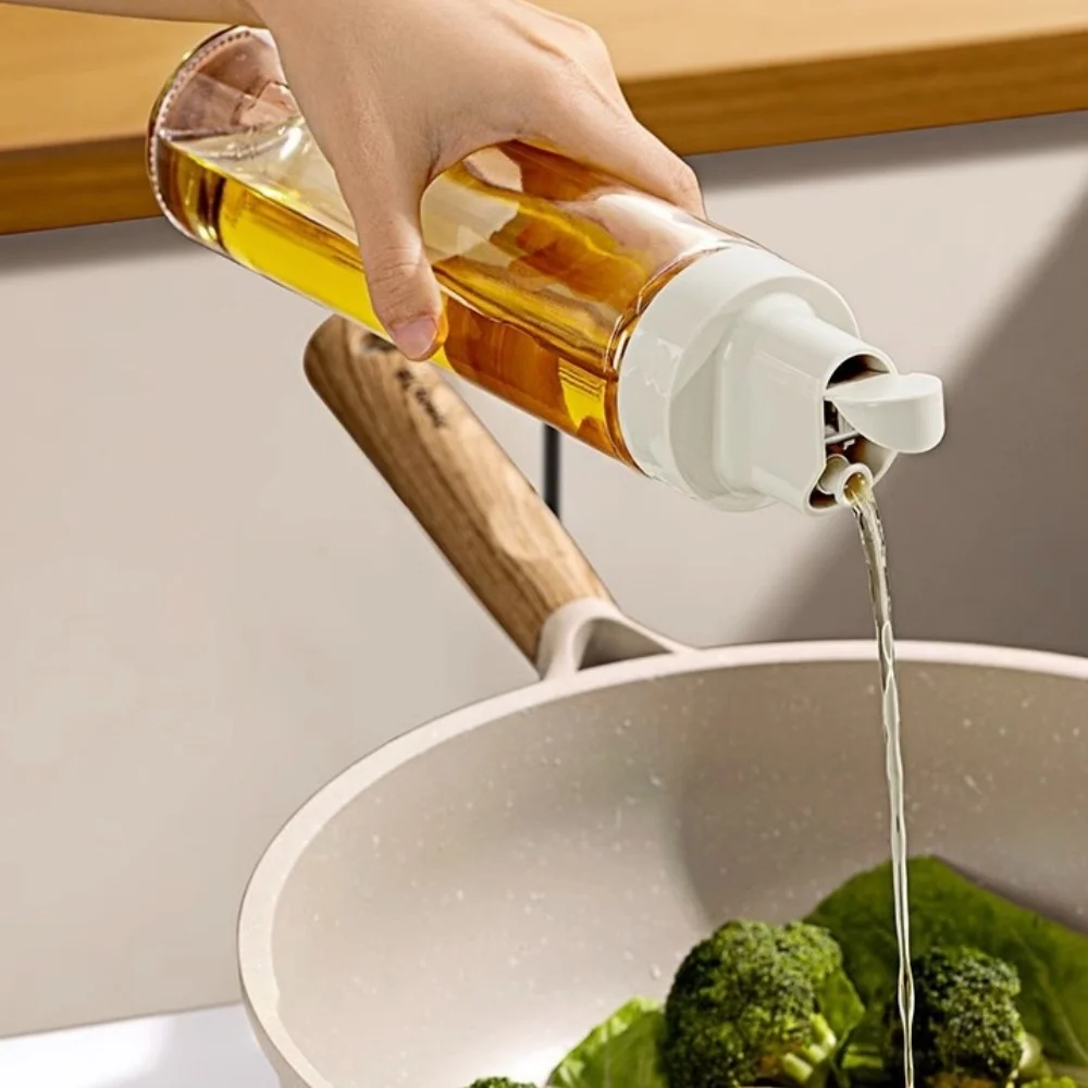 Pichet d'huile d'olive de cuisine