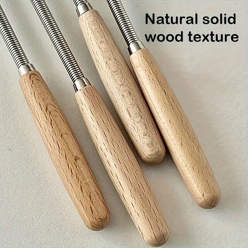 Fouet avec manche en bois massif