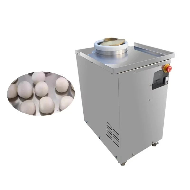 Machine à diviser et à arrondir la pâte commerciale pour la fabrication de boules