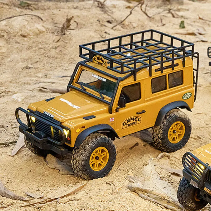 Nouvelle voiture télécommandée tout-terrain professionnelle FMS 1/24 FCX24M Land Rover Series 90/110, modèle 4x4 électrique, jouet de grimpeur