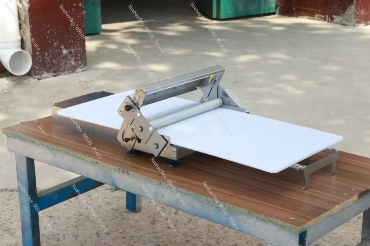 Machine manuelle à pâte feuilletée